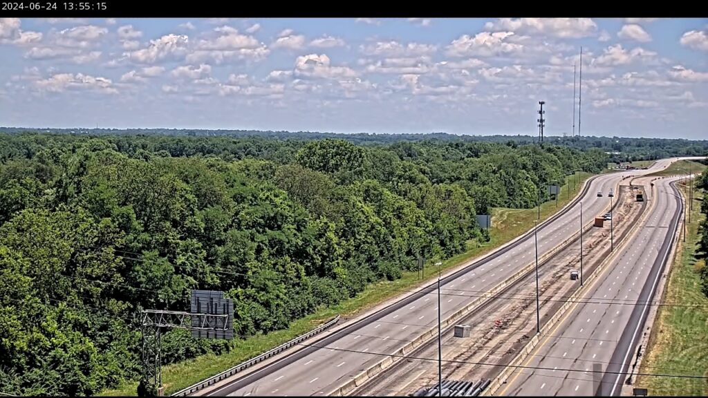 Both lanes of I-75 have been shut down for hours on Monday