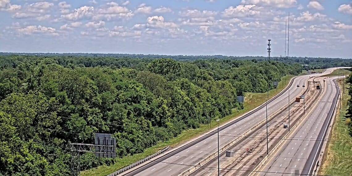 Both lanes of I-75 have been shut down for hours on Monday